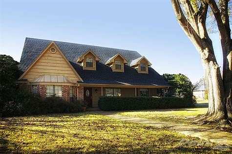 1st image of 5803 Plantation Dr