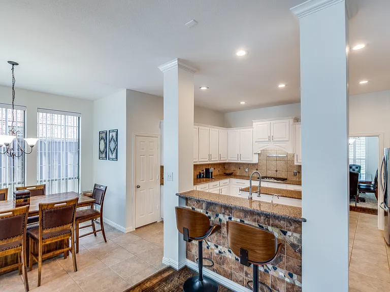11649 Keystone Dr — Photo 15