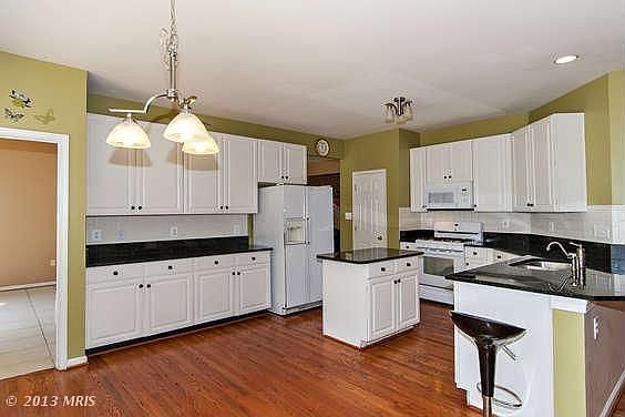3rd image of 103 Cherrywood Dr