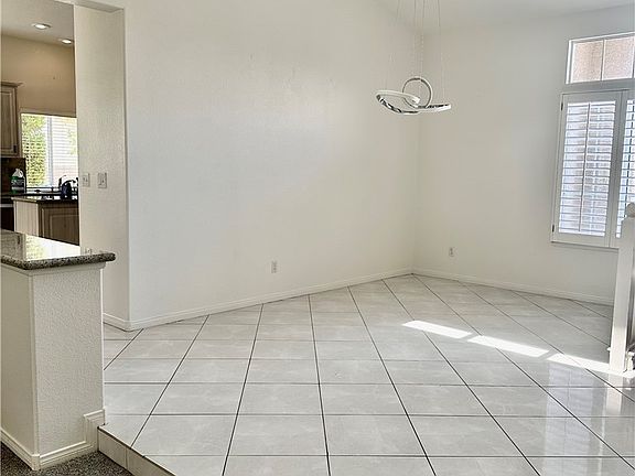 5th image of 9201 Forest Manor Ct