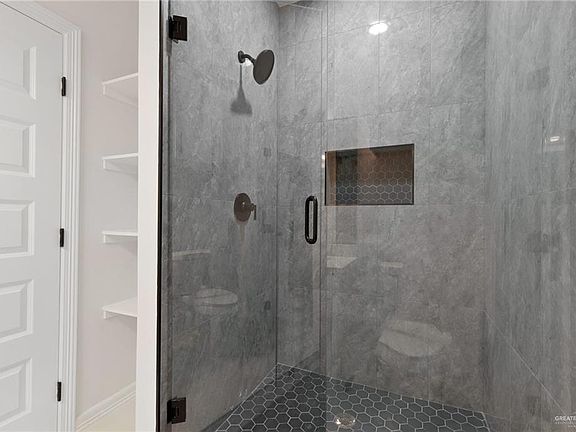 4th image of 2203 San Charbel St