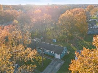 823 SW Pleasant Dr, Lees Summit, MO 64081