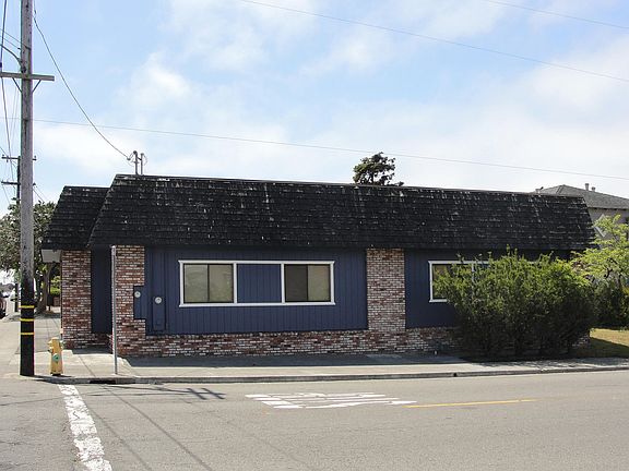2nd image of 1806 East St