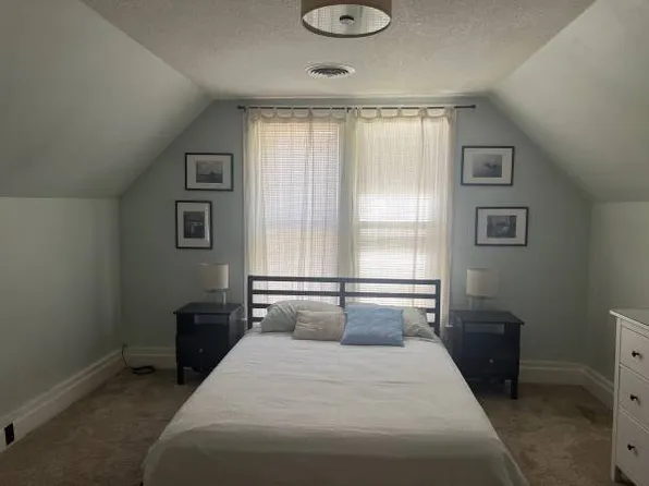 (undisclosed Address), Portland, OR 97202