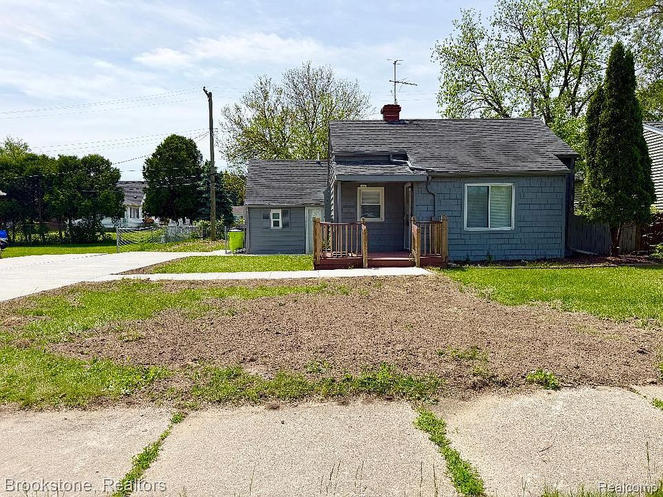 1st image of 18374 Mesle St