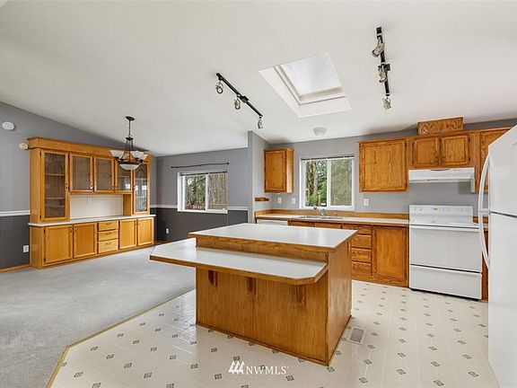 5th image of 41930 SE 103rd Pl
