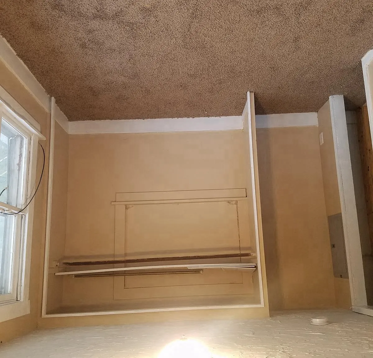 2 bed, 785 sqft, $1,100 — Photo 1