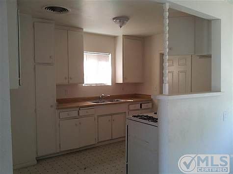 2nd image of 16260 Lorene Dr