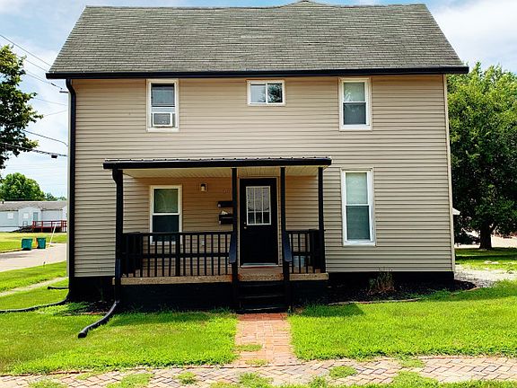 2nd image of 401 W Wheeler St #504088