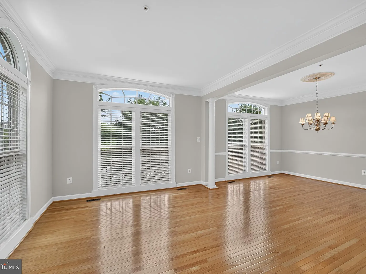 3 bed, 3.5 bath, 2976 sqft, $4,600 — Photo 4