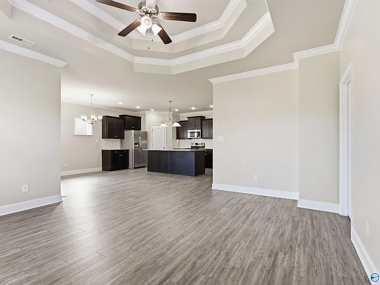 121 Balboa Rd — Photo 4