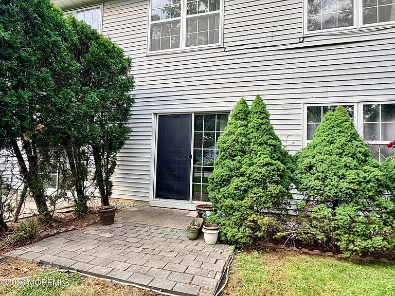 743 Banyan Ct — Photo 21