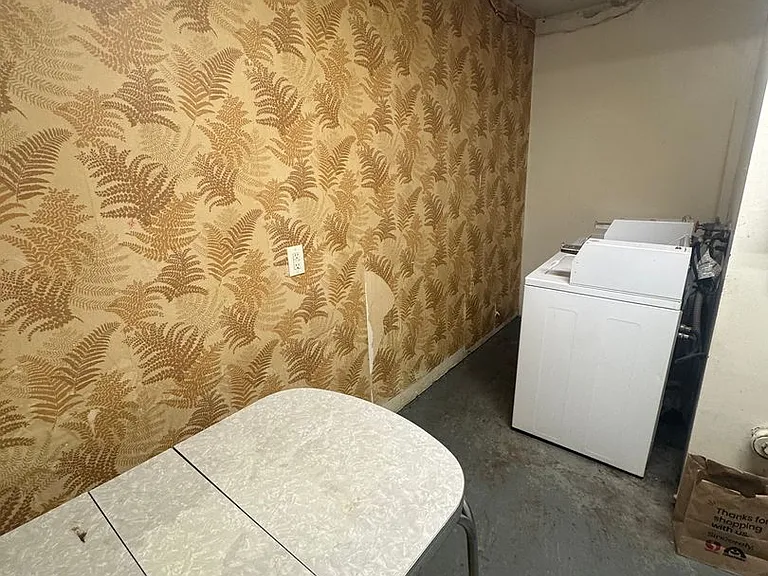 900 W 26th Ave #15 — Photo 10