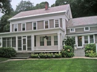 129 Main St FL 2ND, Hatfield, MA 01038