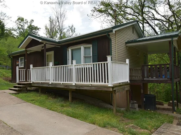 4724 Big Tyler Rd, Cross Lanes, WV 25313
