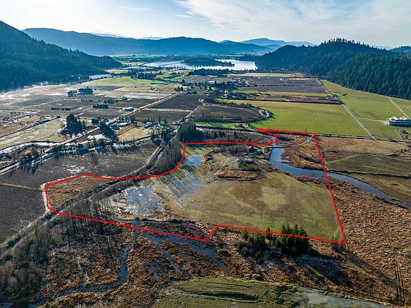 5th image of 34995 Dale Rd