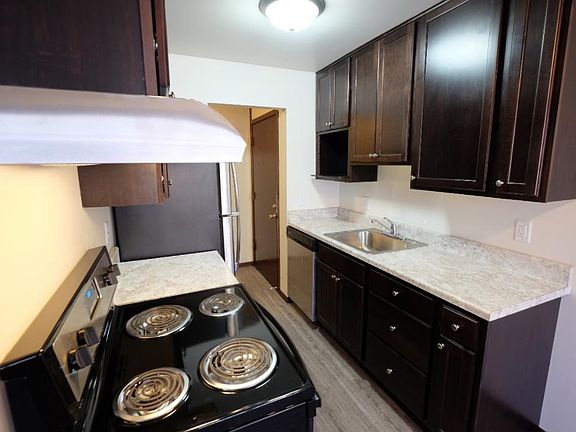 3rd image of 2312 1st Ave S APT 101