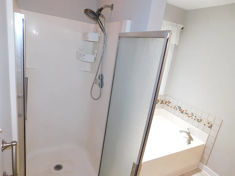 235 Harbor Landing Dr — Photo 10