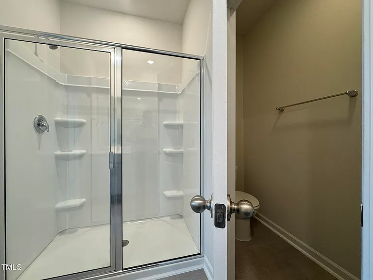 724 Dorset Stream Dr — Photo 29
