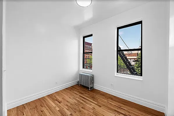 Rented by REAL New York | media 10