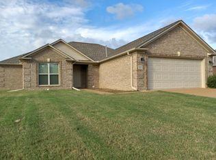 88 Little Brook Ln, Jackson, TN 38305