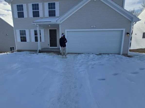 520 Hawk Wood Ct, Cedar Springs, MI 49319