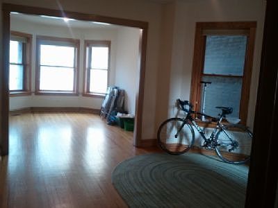 4th image of 3512 N Ashland Ave #1