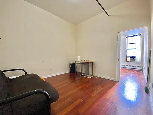 Rented by Oxford Property Group | media 14