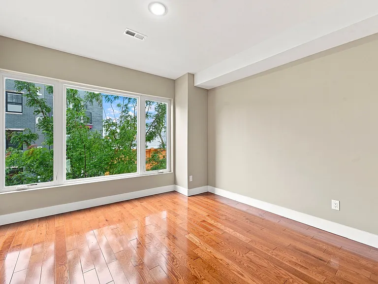 1406 Point Breeze Ave #3 — Photo 8