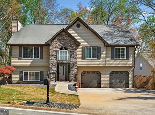 2113 Township Dr, Woodstock, GA 30189