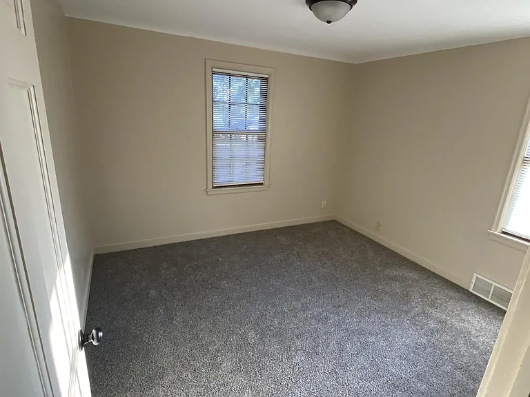 536 16th Ave N #538 — Photo 9