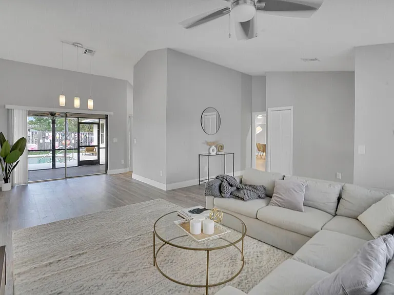 13834 Geranium Pl — Photo 2