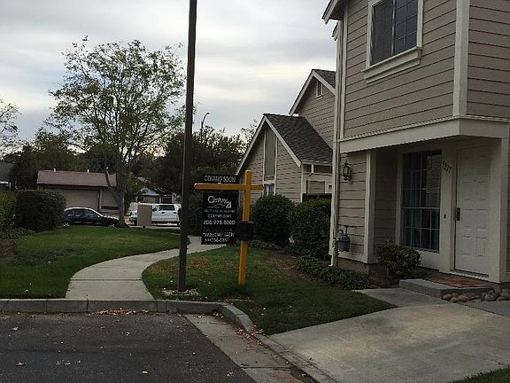 3rd image of 5227 Pelican Ct