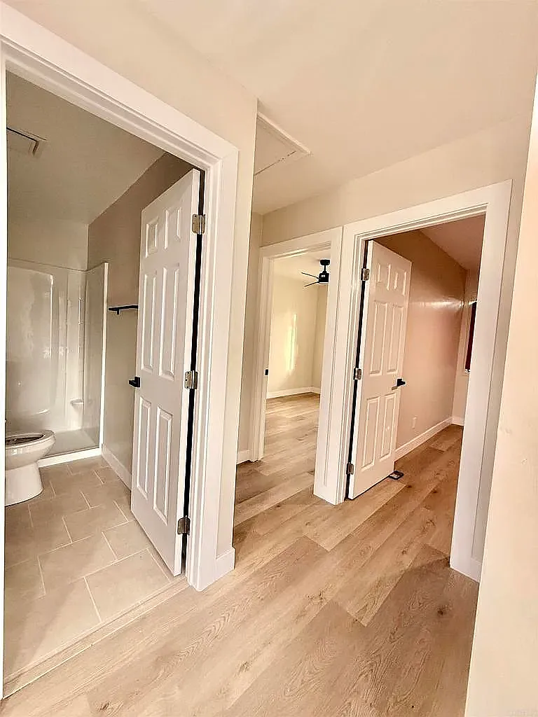 2 bed, 670 sqft, $2,700 — Photo 3