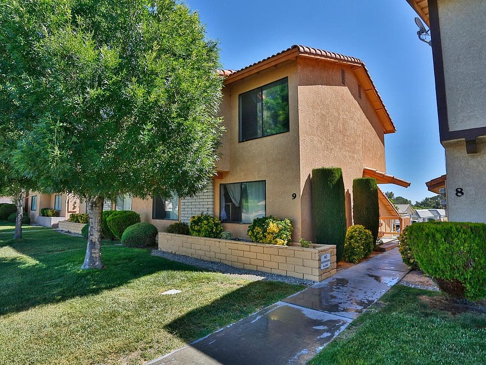 1st image of 27535 Lakeview Dr Unit 9