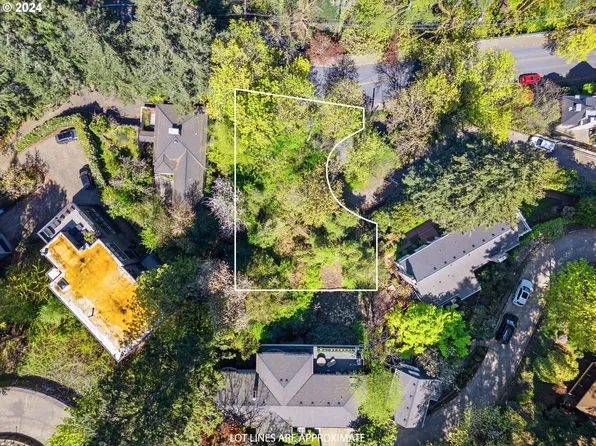 2515 SW Hillcrest Dr, Portland, OR 97201