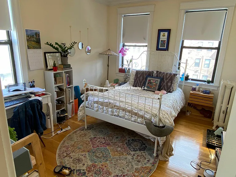 76 Quint Ave #1O — Photo 9