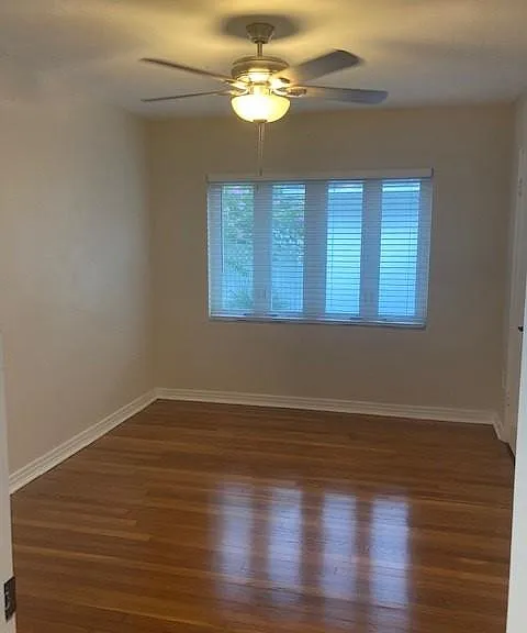 360 E Kings Way — Photo 19