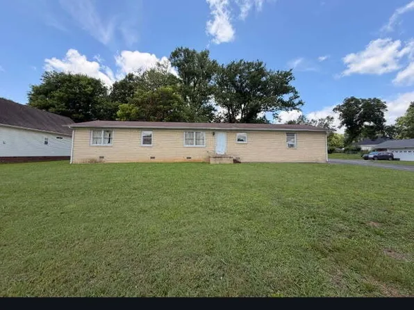 301 Grove Ave NW, Cleveland, TN 37311
