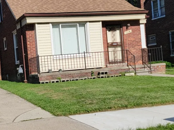 12698 Woodmont Ave, Detroit, MI 48227