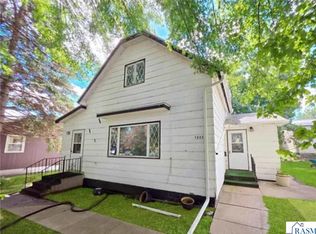 1023 N Spring St, New Ulm, MN 56073