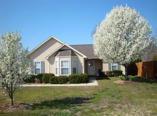 2469 Shadow Valley Rd, High Point, NC 27265