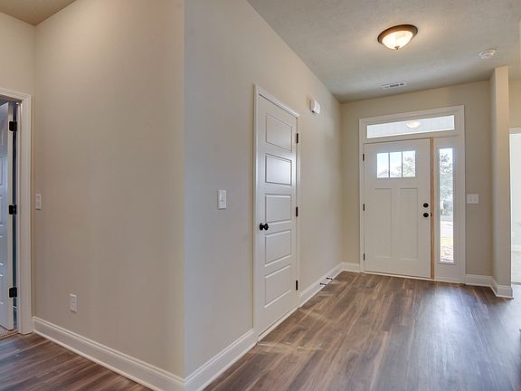 5th image of 232 Kemper Downs Dr