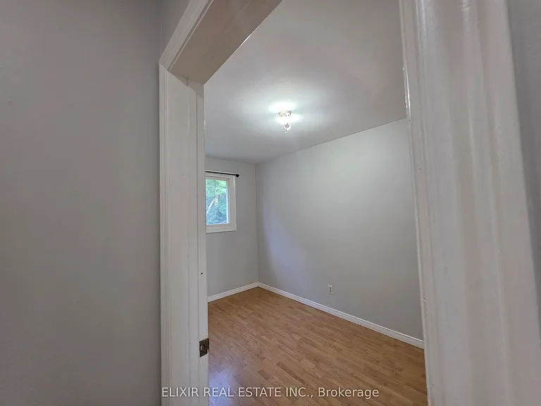 362 Grey St #3 — Photo 13