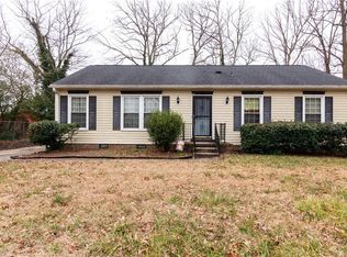 4320 King Arthur Pl, Greensboro, NC 27405