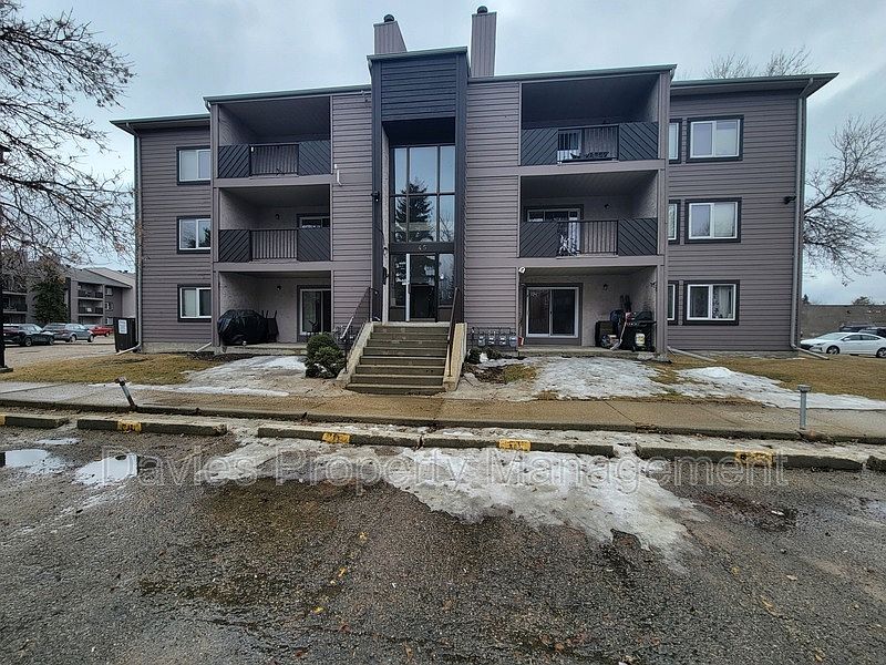 1st image of 45 Akins Dr #205