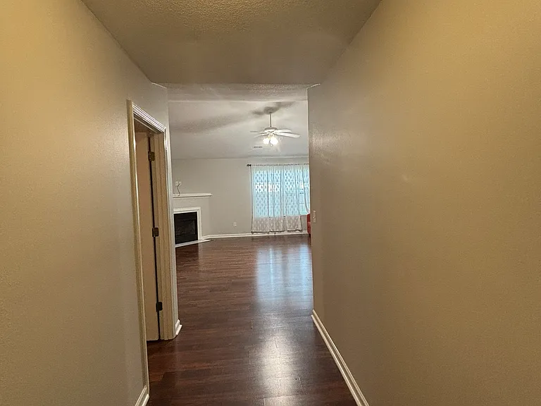644 Grover Dr — Photo 7