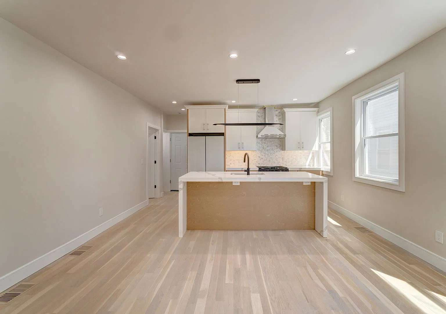 123 Winchester — Photo 4