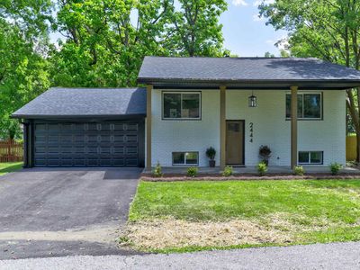 2444 Clover Cir, Newburgh, IN, 47630