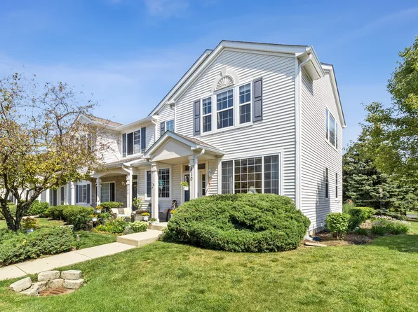 810 County Line Rd, Aurora, IL 60502